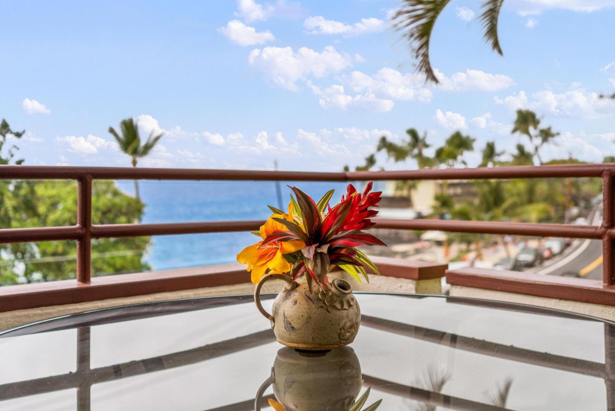 Big Island White Sands Village By Coldwell Banker Island Vacations Каилуа-Кона Экстерьер фото